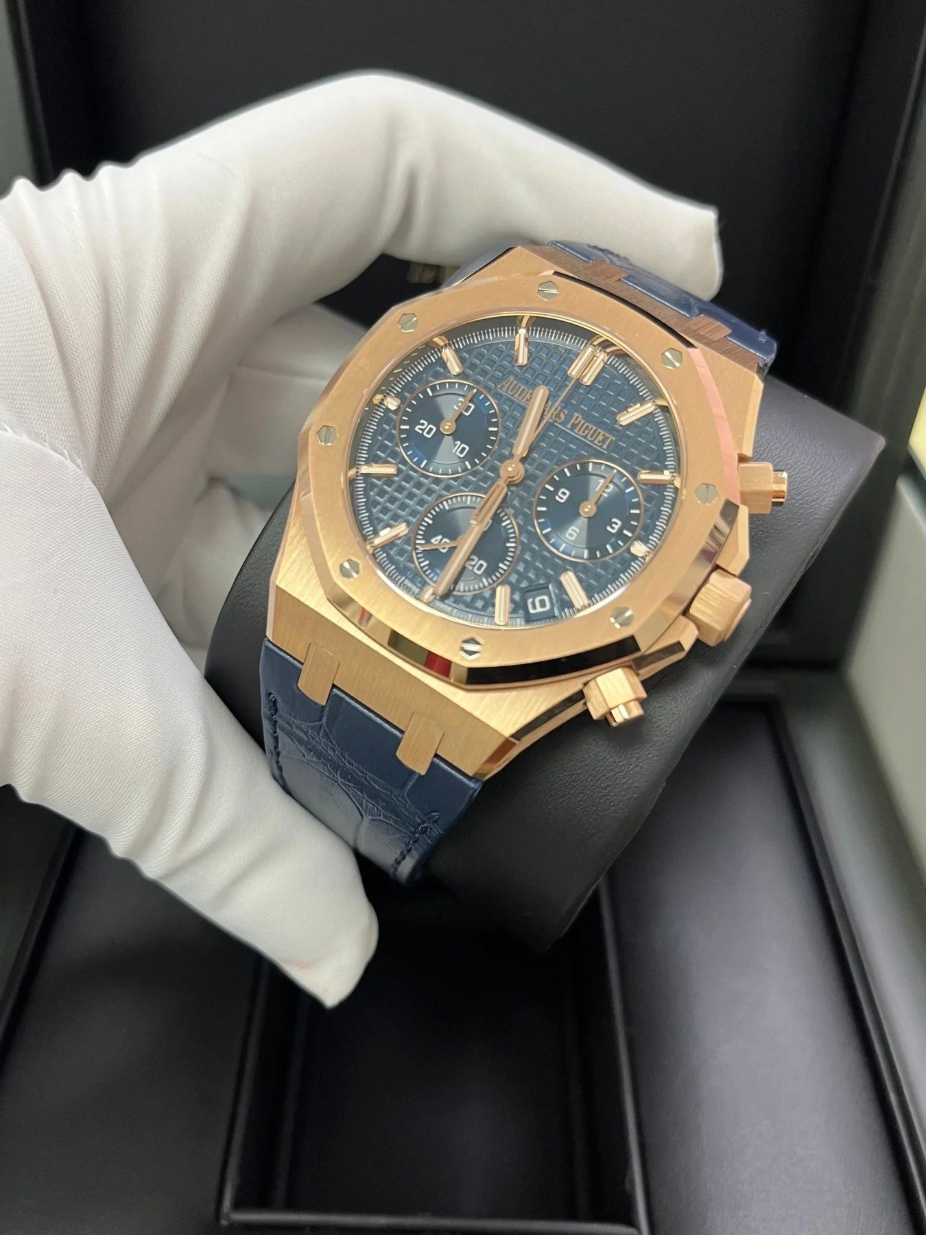 Audemars Piguet Royal Oak Chronograph 41mm 18k Rose Gold Blue Dial On Leather